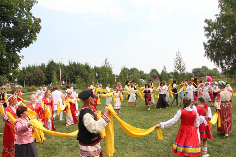 29 августа в Головчино прошли праздничные мероприятия, посвященные открытию II Международной ярмарки-фестиваля народного творчества и Дню села Головчино..
