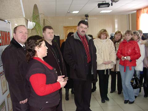В преддверии Международного женского дня Грайворонский район посетили делегации Прохоровского района под руководством главы администрации С.М. Канищева, БРОО «Экономический союз деловых женщин» и Белгородского фонда поддержки малого предпринимательства в. В преддверии Международного женского дня Грайворонский район посетили делегации Прохоровского района под руководством главы администрации С.М. Канищева, БРОО «Экономический союз деловых женщин» и Белгородского фонда поддержки малого предпринимательства в.