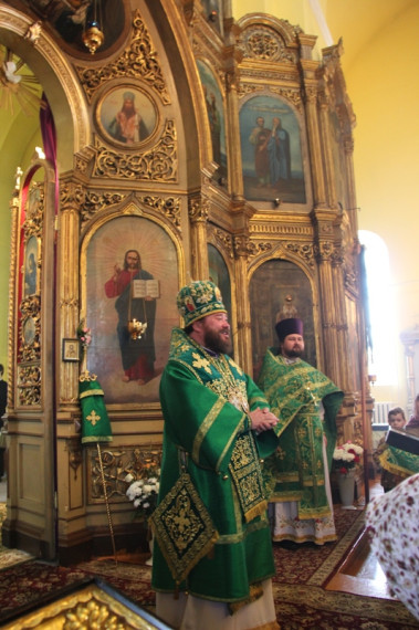 5 апреля в г. Грайвороне побывал епископ Губкинский и Грайворонский Софроний..