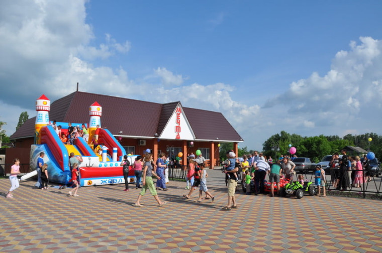 В Козинке открыта детская игровая площадка.. В Козинке открыта детская игровая площадка..