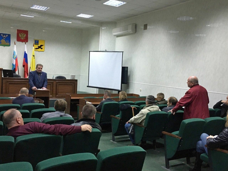 Геннадий Бондарев встретился с представителями Грайворонского местного отделения Всероссийской общественной организации ветеранов «Боевое Братство».
