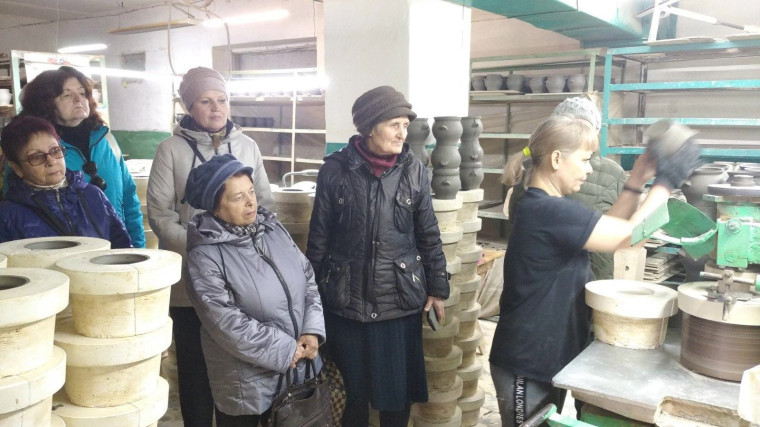 Грайворонцы посетили Борисовскую фабрику художественной керамики.
