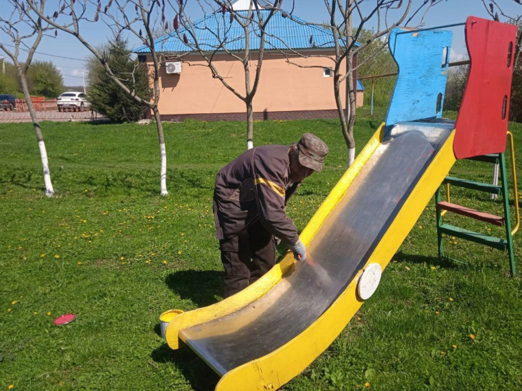 В Грайворонском горокруге привели в порядок детские площадки и парки.