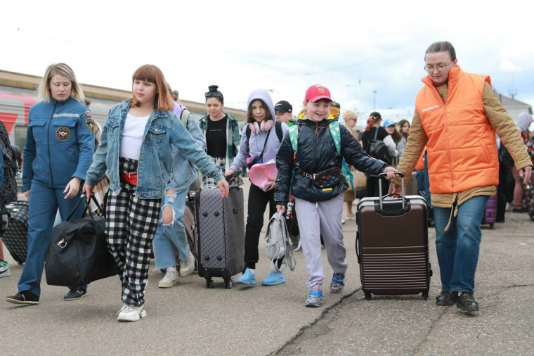 Дети из Грайворонского горокруга прибыли на летний отдых в Ярославскую область.