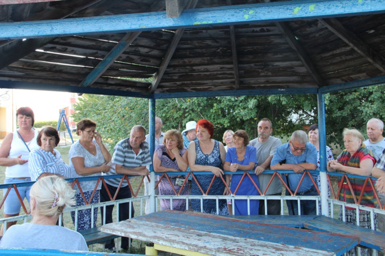 Геннадий Бондарев встретился с жителями микрорайона «Южный».