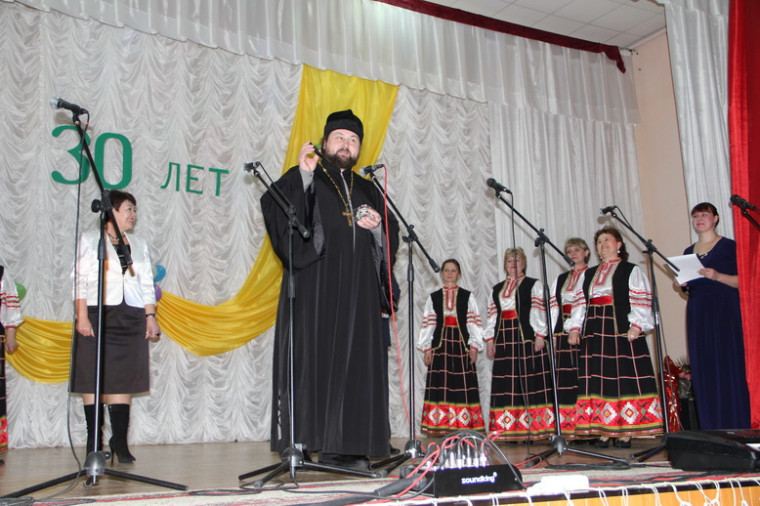 Вчера свое тридцатилетие отметил народный вокальный  коллектив «Почаевские девчата»..