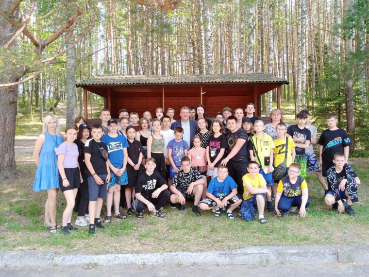 Юные грайворонцы отдыхают в детском лагере им. А. Матросова в Ярославской области.