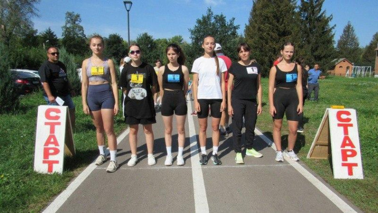 Команда Гора-Подольской сельской территории – победитель легкоатлетической эстафеты.