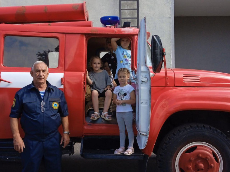 Малыши дошкольной группы Гора-Подольской школы приняли участие во Всероссийском открытом уроке по безопасности жизнедеятельности.