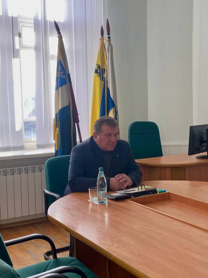 Глава муниципалитета Геннадий Бондарев провёл совещание по зимнему содержанию улично-дорожной сети.